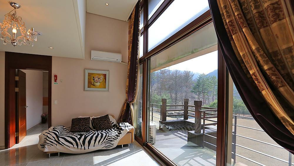 Hugel Heim Pension พยองซาง ภายนอก รูปภาพ