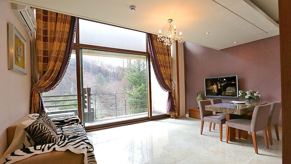Hugel Heim Pension พยองซาง ภายนอก รูปภาพ